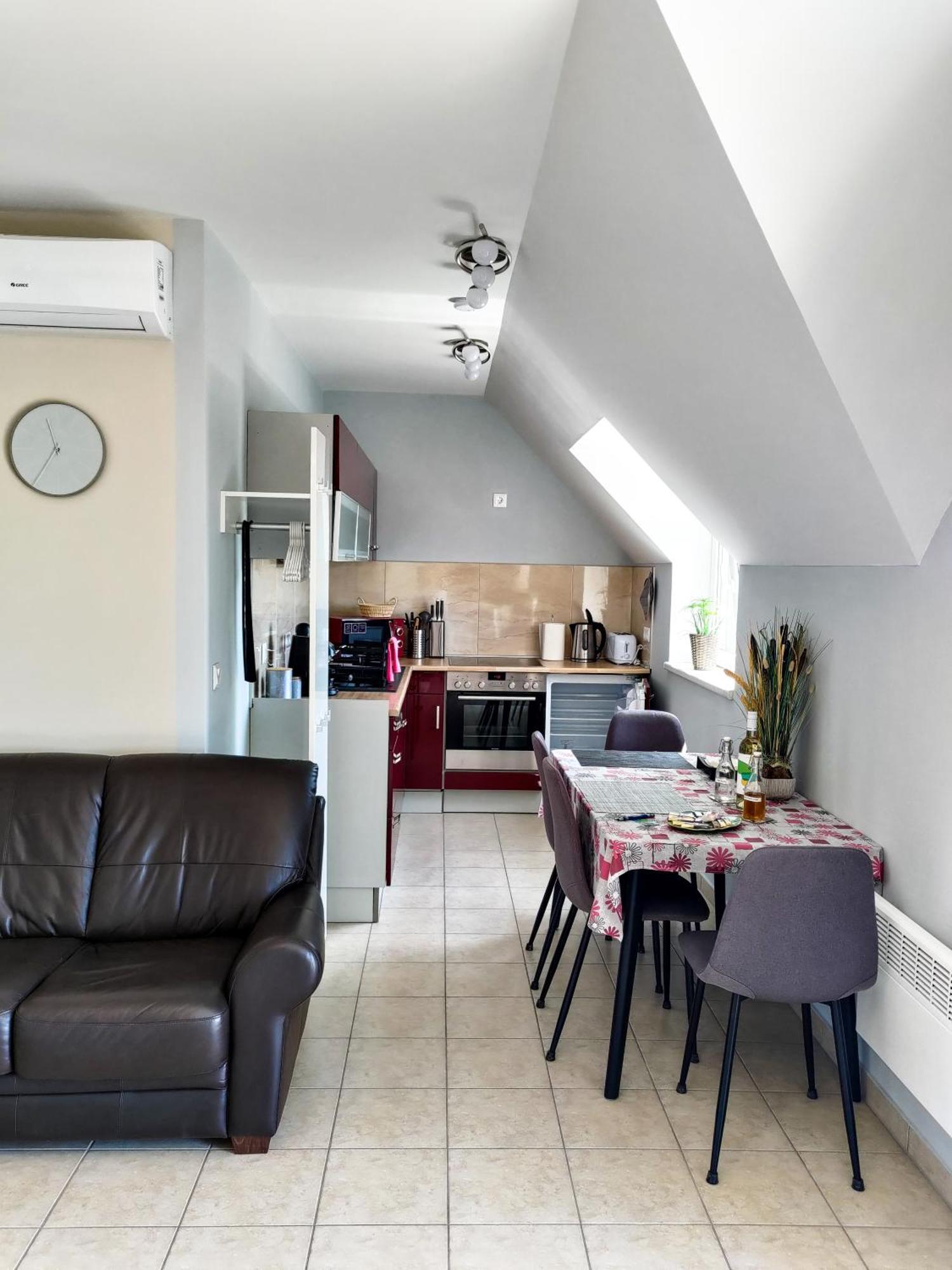 Fuegefa Apartman Balatonalmádi المظهر الخارجي الصورة