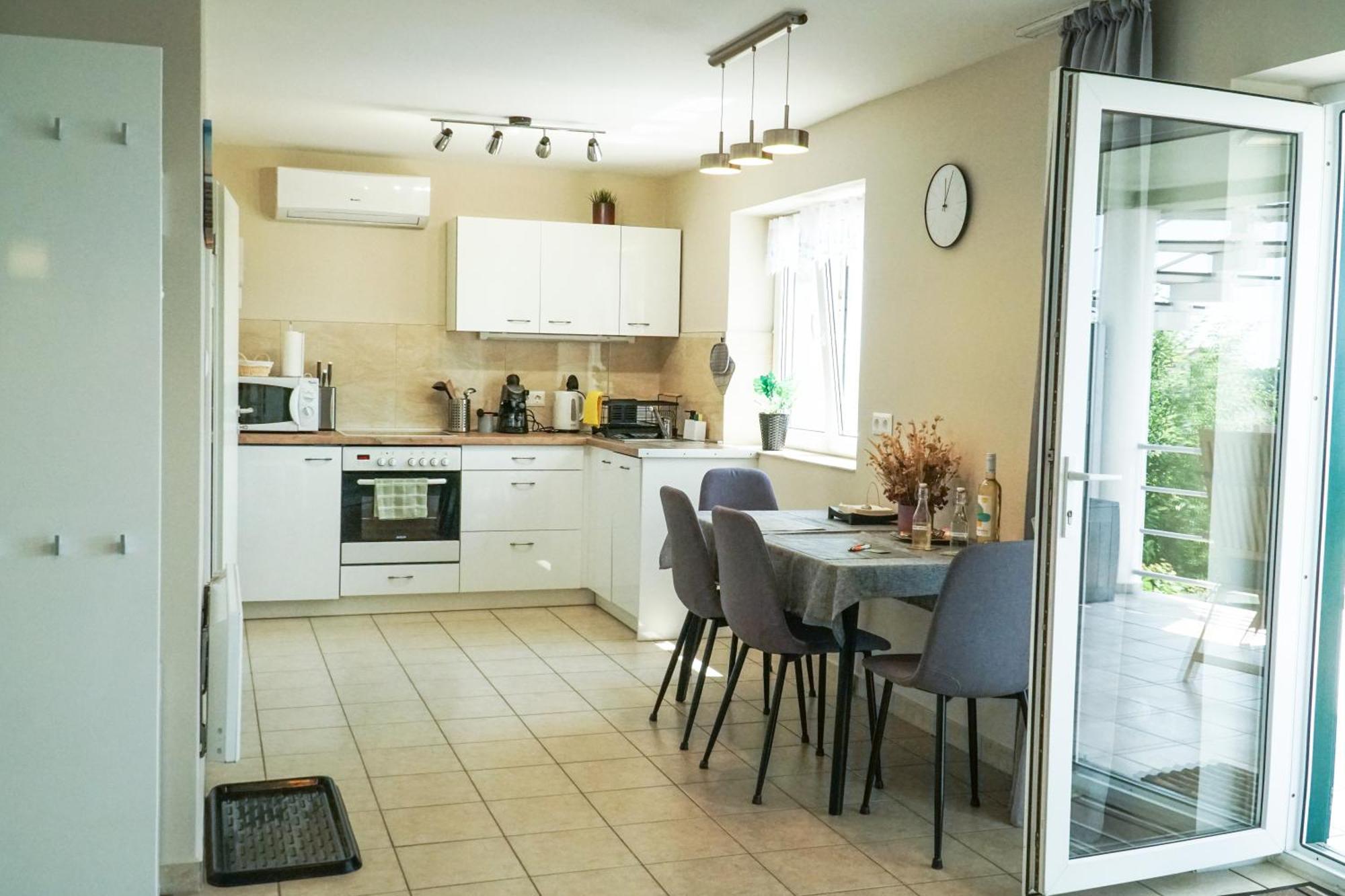 Fuegefa Apartman Balatonalmádi المظهر الخارجي الصورة