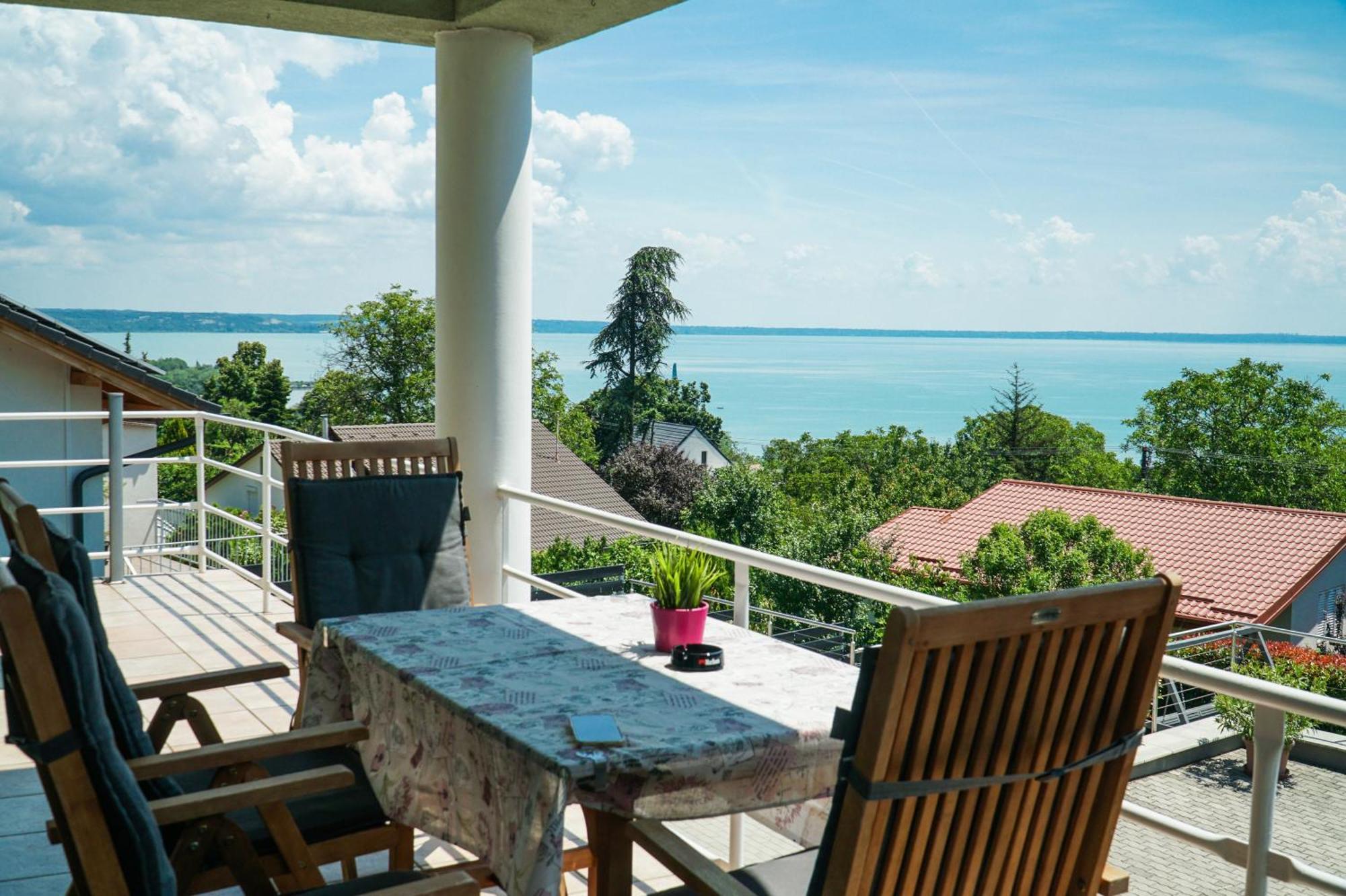 Fuegefa Apartman Balatonalmádi المظهر الخارجي الصورة